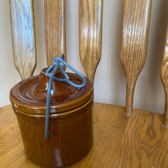 Vintage brown glazed cheese / butter crock 1982 - Picture 6 of 9